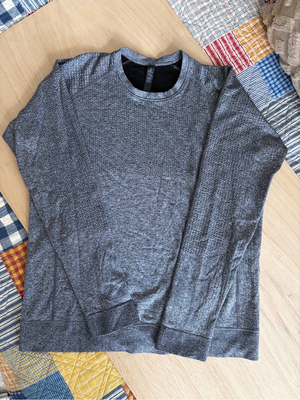 Lululemon Mens Shirt Textured Knit Engineered Warmth Crew Gray Merino wool blend
